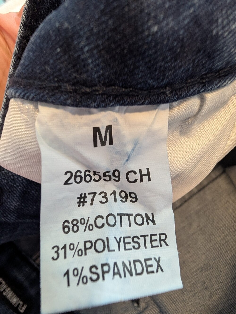 Flamingals Mid Rise Barrel Leg Cropped Jeans NWT Medium - Picture 3 of 7